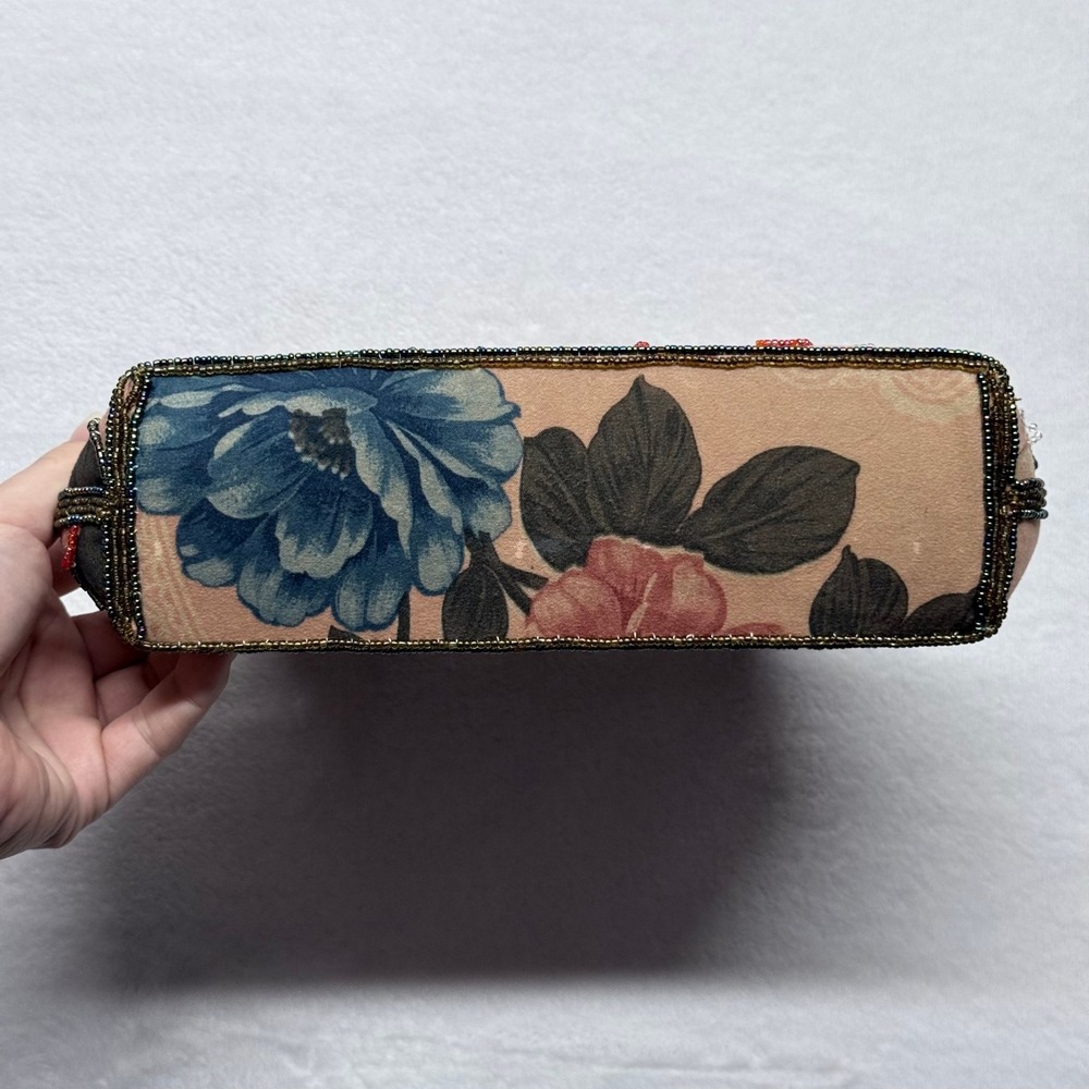 Vintage Beaded Floral Evening Clutch Purse Bag Metal Handle‎ - Picture 3 of 9